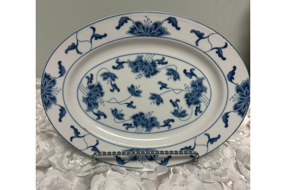 Vintage Tatung Durable China Blue Water Lily Oval Serving Platter #0517 Taiwan